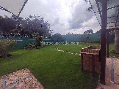 Casa de 4 alcobas en venta en San Jose De Bavaria, Bogotá, 350 m² · foto 13 de 17