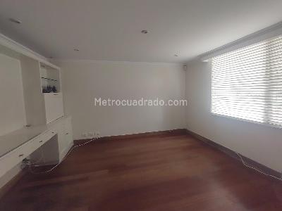 Casa de 4 alcobas en venta en San Jose De Bavaria, Bogotá, 350 m² · foto 7 de 17