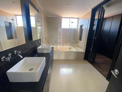 Casa de 4 alcobas en venta en San Jose De Bavaria, Bogotá, 520 m² · foto 14 de 20