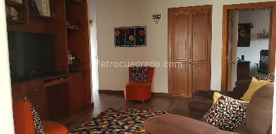Casa de 3 alcobas en venta en San Jose De Bavaria, Bogotá, 360 m² · foto 8 de 20