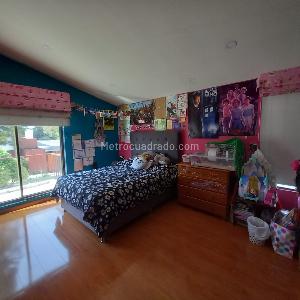 Casa de 4 alcobas en venta en San Jose De Bavaria, Bogotá, 380 m² · foto 11 de 20