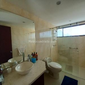 Casa de 4 alcobas en venta en San Jose De Bavaria, Bogotá, 380 m² · foto 19 de 20