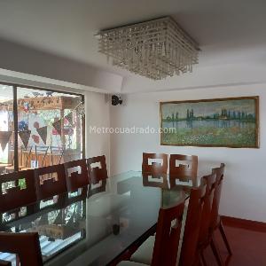 Casa de 4 alcobas en venta en San Jose De Bavaria, Bogotá, 380 m² · foto 6 de 20