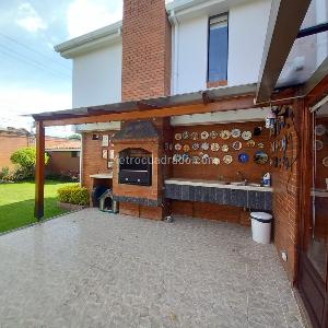 Casa de 4 alcobas en venta en San Jose De Bavaria, Bogotá, 380 m² · foto 10 de 20