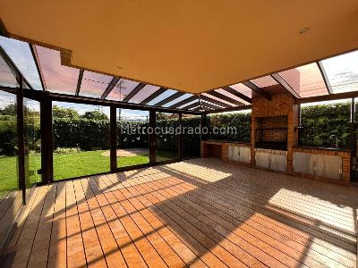 Casa de 5 alcobas en venta en San Jose De Bavaria, Bogotá, 560 m² · foto 8 de 14