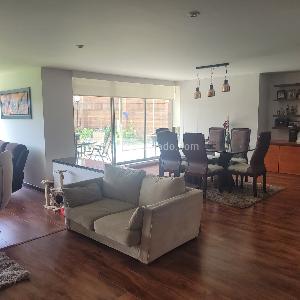 Casa de 5 alcobas en venta en San Jose De Bavaria, Bogotá, 460 m² · foto 3 de 19