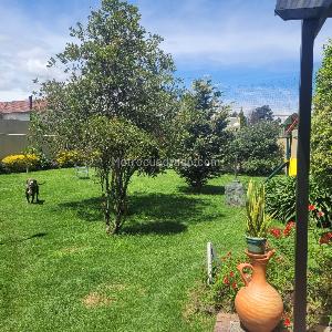 Casa de 4 alcobas en venta en San Jose De Bavaria, Bogotá, 380 m² · foto 16 de 17