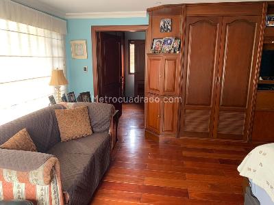 Casa de 4 alcobas en venta en San Jose De Bavaria, Bogotá, 340 m² · foto 11 de 19