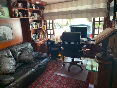 Casa de 4 alcobas en venta en San Jose De Bavaria, Bogotá, 340 m² · foto 16 de 19