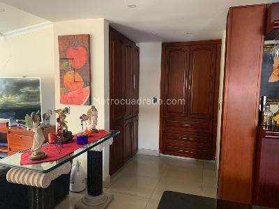 Casa de 4 alcobas en venta en San Jose De Bavaria, Bogotá, 340 m² · foto 8 de 19