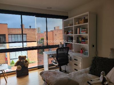 Casa de 4 alcobas en venta en San Jose De Bavaria, Bogotá, 380 m² · foto 12 de 12