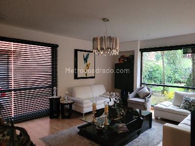 Casa de 4 alcobas en venta en San Jose De Bavaria, Bogotá, 380 m² · foto 5 de 12