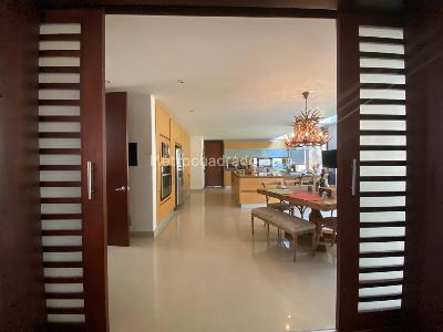 Casa de 4 alcobas en venta en San Jose De Bavaria, Bogotá, 480 m² · foto 4 de 14