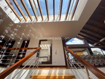 Casa de 4 alcobas en venta en San Jose De Bavaria, Bogotá, 480 m² · foto 11 de 16