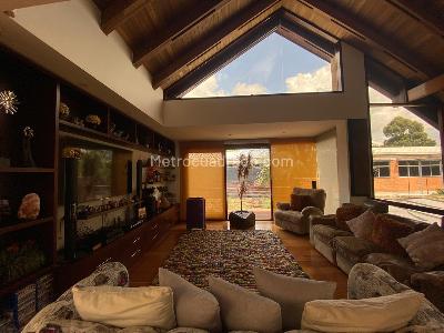 Casa de 4 alcobas en venta en San Jose De Bavaria, Bogotá, 480 m² · foto 10 de 16