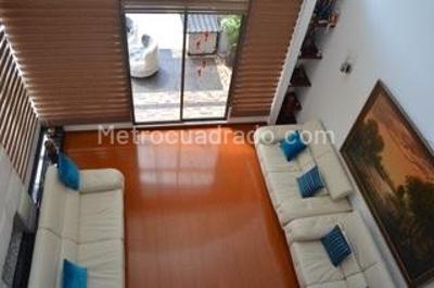 Casa de 4 alcobas en venta en San Jose De Bavaria, Bogotá, 360 m² · foto 9 de 15