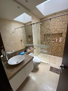 Casa de 4 alcobas en venta en San Jose De Bavaria, Bogotá, 560 m² · foto 17 de 18