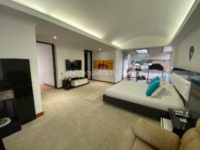 Casa de 3 alcobas en venta en San Jose De Bavaria, Bogotá, 400 m² · foto 18 de 18