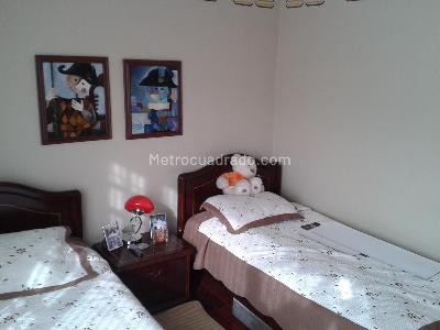 Casa de 5 alcobas en venta en San Jose De Bavaria, Bogotá, 340 m² · foto 11 de 19