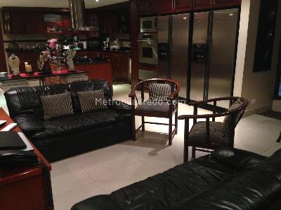 Casa de 5 alcobas en venta en San Jose De Bavaria, Bogotá, 340 m² · foto 6 de 19