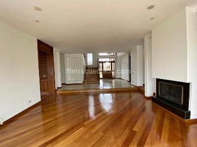 Casa de 5 alcobas en venta en Hacienda San Simon, Bogotá, 1600 m² · foto 10 de 19