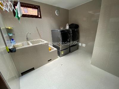 Casa en venta en San Jose De Bavaria, Bogotá · foto 18 de 20