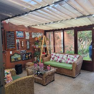 Casa de 4 alcobas en venta en San Jose De Bavaria, Bogotá, 400 m² · foto 6 de 18