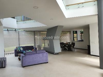 Casa de 4 alcobas en venta en Hacienda San Simon, Bogotá, 420 m² · foto 13 de 19
