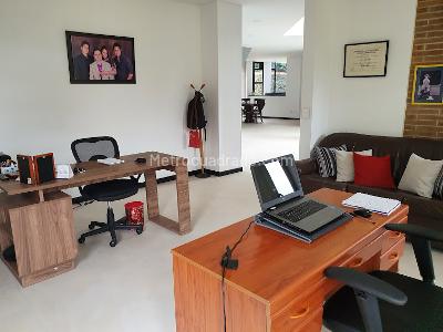 Casa de 4 alcobas en venta en Hacienda San Simon, Bogotá, 420 m² · foto 7 de 19