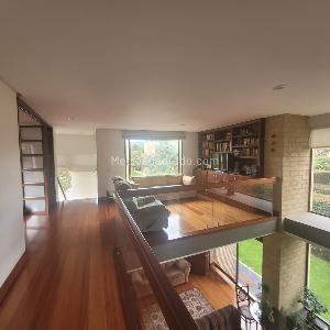 Casa de 4 alcobas en venta en San Jose De Bavaria, Bogotá, 670 m² · foto 3 de 9