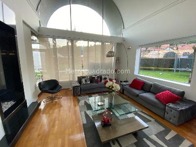 Casa de 3 alcobas en venta en San Jose De Bavaria, Bogotá, 400 m² · foto 3 de 17
