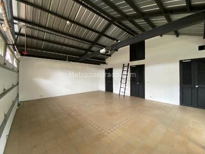 Casa de 5 alcobas en venta en Hacienda San Simon, Bogotá, 460 m² · foto 2 de 19