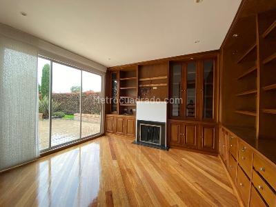 Casa de 5 alcobas en venta en Hacienda San Simon, Bogotá, 460 m² · foto 9 de 19