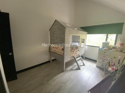 Casa de 3 alcobas en venta en San Jose De Bavaria, Bogotá, 300 m² · foto 11 de 16