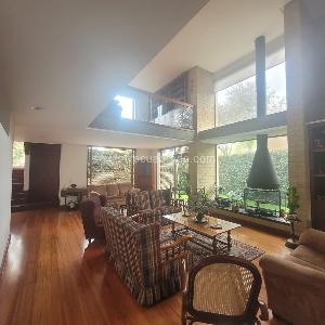 Casa de 4 alcobas en venta en San Jose De Bavaria, Bogotá, 360 m² · foto 11 de 12