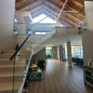 Casa de 4 alcobas en venta en San Jose De Bavaria, Bogotá, 460 m² · foto 8 de 9