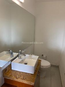 Casa de 3 alcobas en venta en San Jose De Bavaria, Bogotá, 300 m² · foto 8 de 15