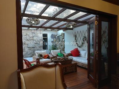 Casa de 4 alcobas en venta en San Jose De Bavaria, Bogotá, 867 m² · foto 2 de 20