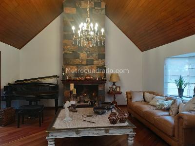 Casa de 4 alcobas en venta en San Jose De Bavaria, Bogotá, 867 m² · foto 20 de 20