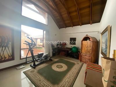 Casa en venta en San Jose De Bavaria, Bogotá · foto 10 de 17