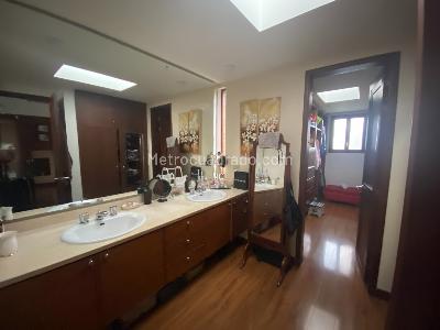 Casa en venta en San Jose De Bavaria, Bogotá · foto 15 de 17
