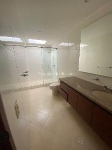 Casa de 5 alcobas en venta en San Jose De Bavaria, Bogotá, 460 m² · foto 14 de 20