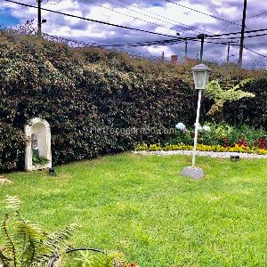 Casa de 4 alcobas en venta en San Jose De Bavaria, Bogotá, 300 m² · foto 11 de 17