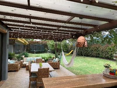 Casa de 3 alcobas en venta en Hacienda San Simon, Bogotá, 368 m² · foto 2 de 12