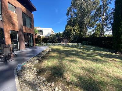 Casa de 3 alcobas en venta en Hacienda San Sebastian, Bogotá, 1653 m² · foto 2 de 19