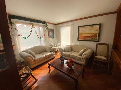 Casa de 4 alcobas en venta en San Jose De Bavaria, Bogotá, 800 m² · foto 3 de 16