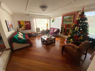 Casa de 4 alcobas en venta en San Jose De Bavaria, Bogotá, 800 m² · foto 4 de 16