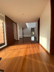 Casa en venta en San Jose De Bavaria, Bogotá · foto 9 de 19