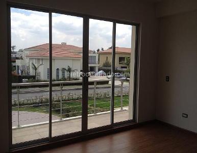 Casa de 5 alcobas en venta en Hacienda San Simon, Bogotá, 1245 m² · foto 3 de 13