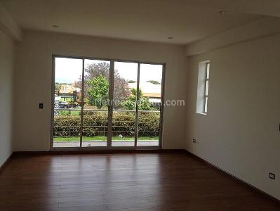 Casa de 5 alcobas en venta en Hacienda San Simon, Bogotá, 1245 m² · foto 5 de 13